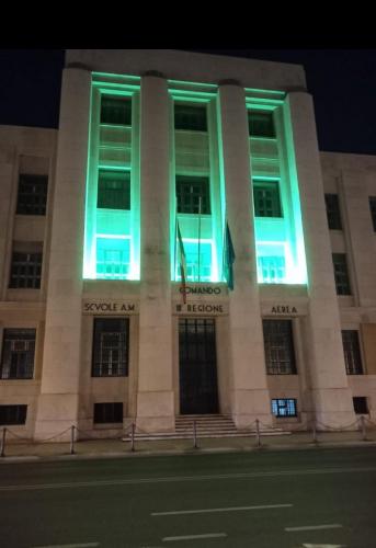 3^ Regione Aerea AM illuminata di verde per la giornata della SLA il 17 settembre